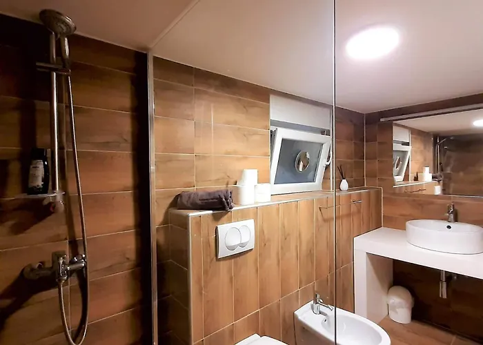 Countryside Marie With Pool Сasa de vacaciones